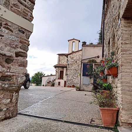 Ospitaci Appartamenti Giove Valtopina Extérieur photo